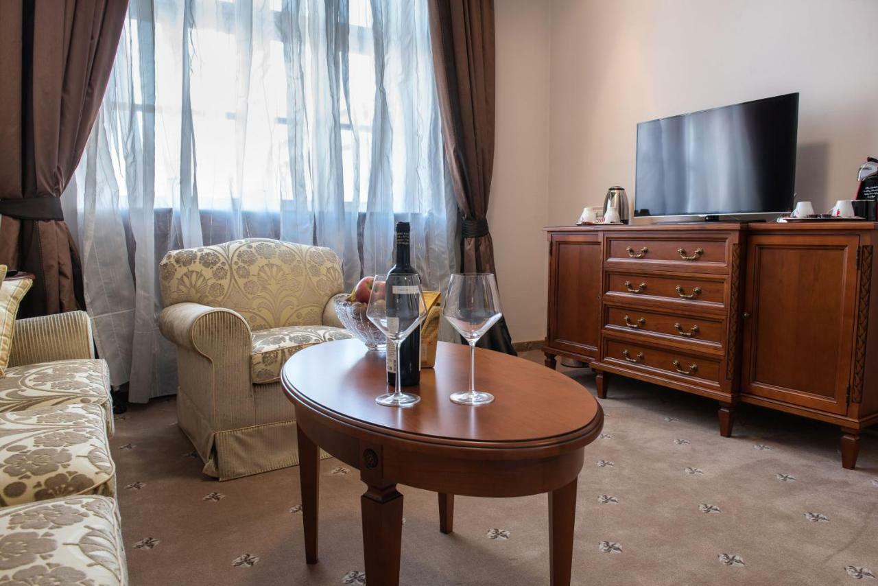 Hotel Stara Lika Gospić Kültér fotó