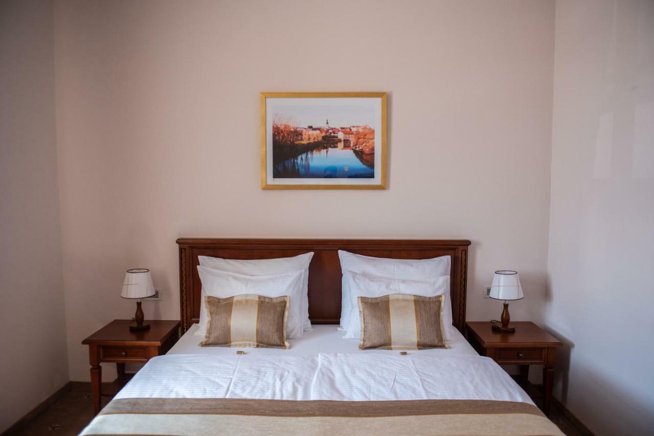 Hotel Stara Lika Gospić Kültér fotó
